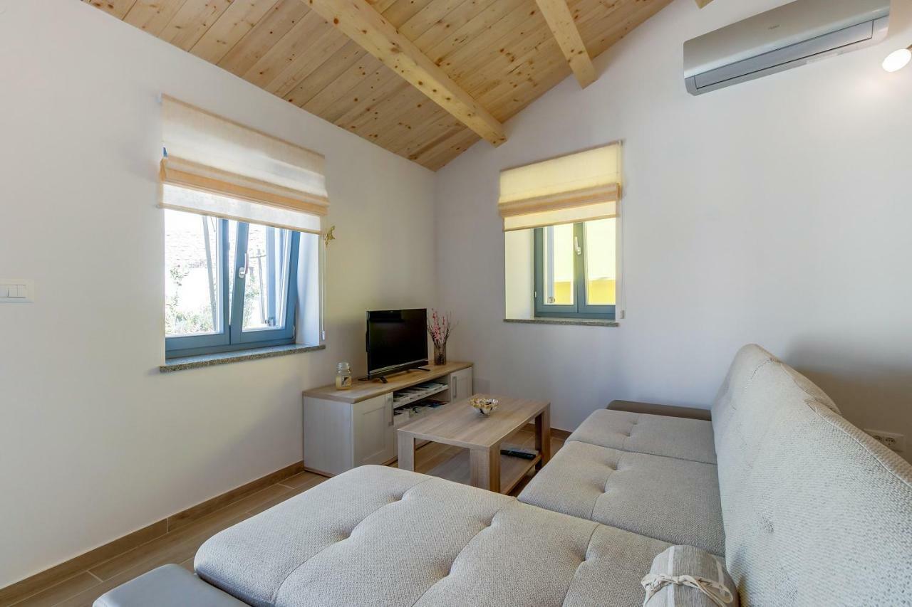 Apartments Relax Veli Lošinj Eksteriør bilde