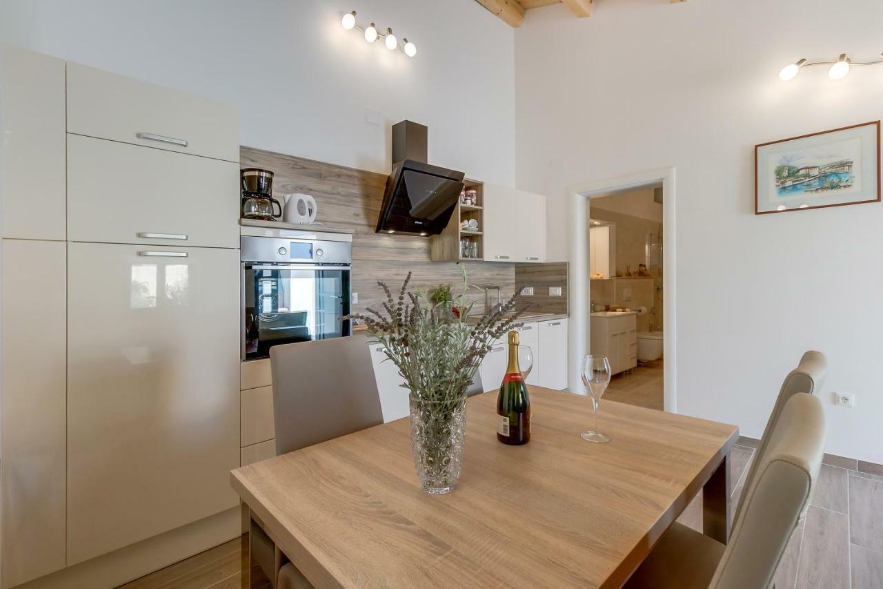 Apartments Relax Veli Lošinj Eksteriør bilde