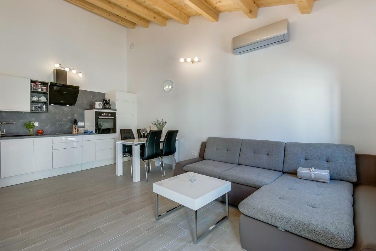 Apartments Relax Veli Lošinj Eksteriør bilde
