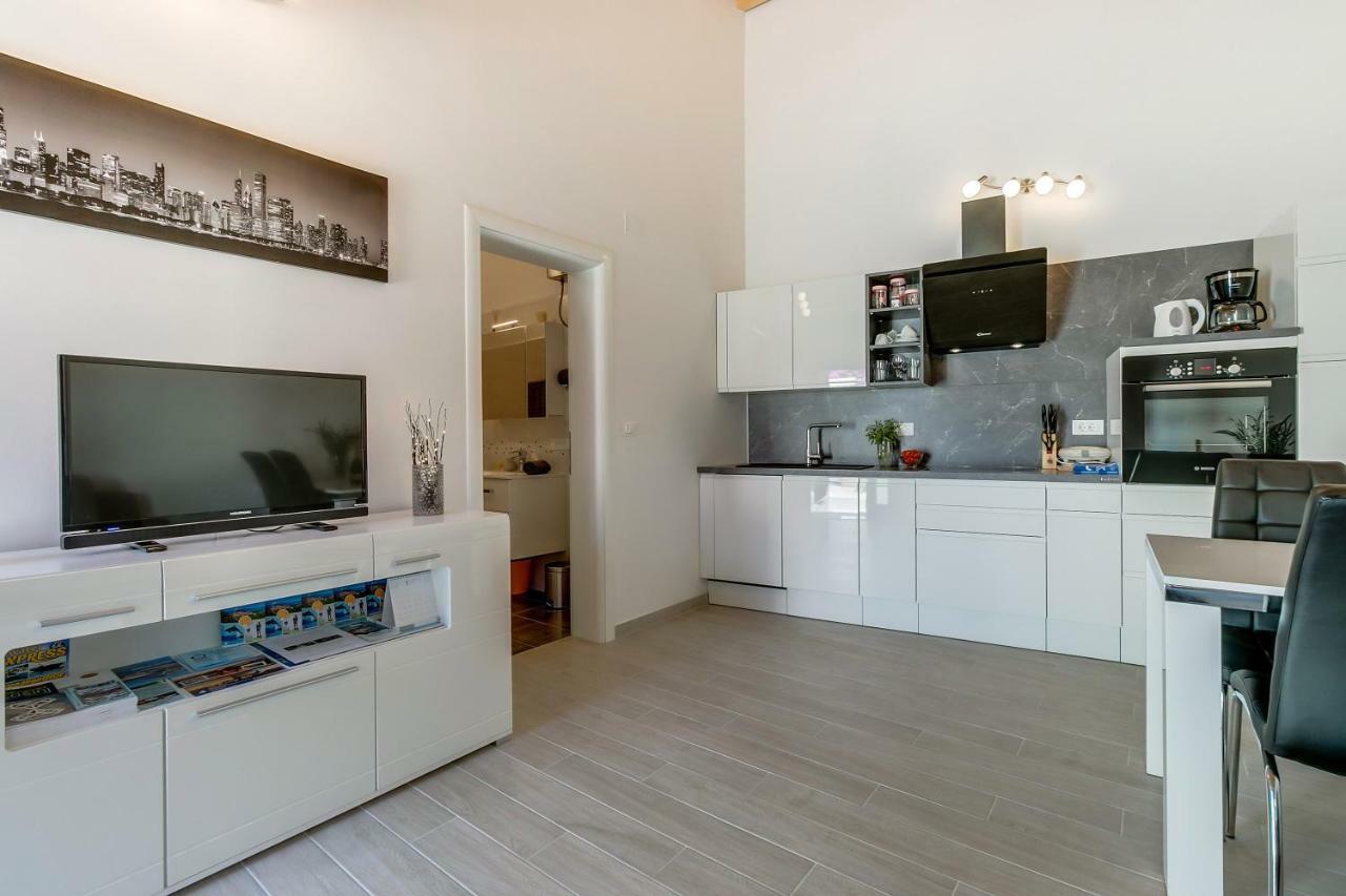Apartments Relax Veli Lošinj Eksteriør bilde